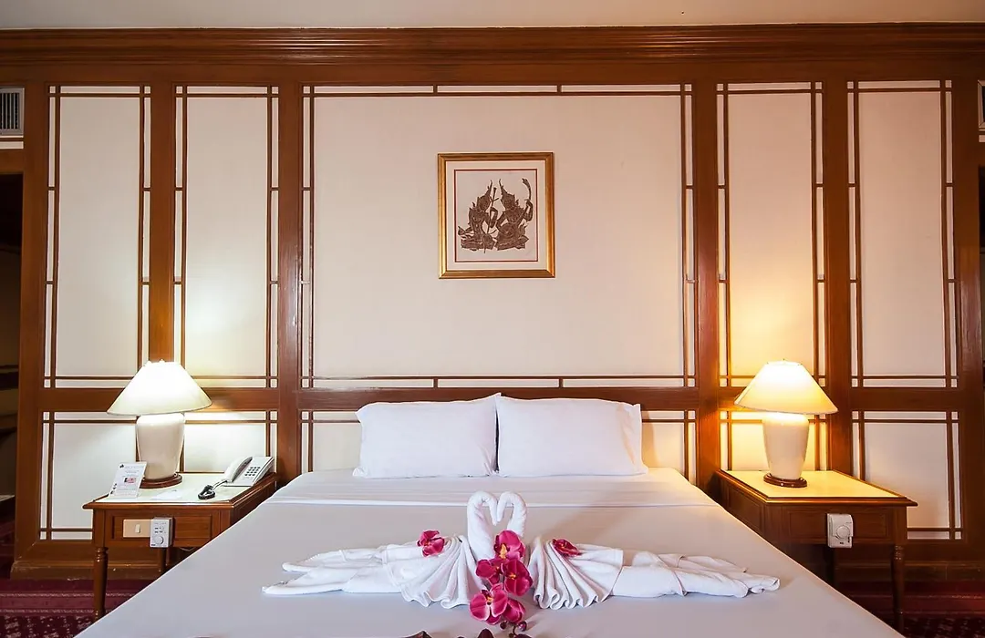 Diamond Plaza Hotel-1